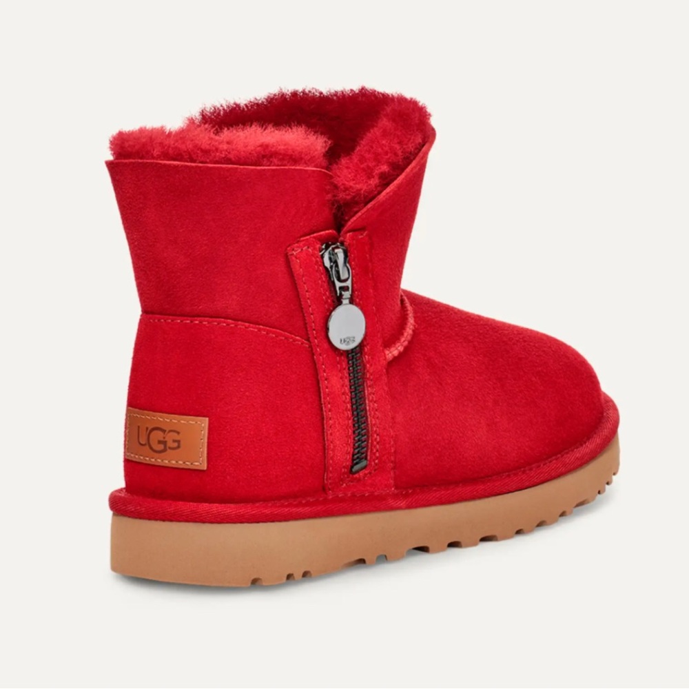 UGG Bailey mini zip Red Suede Boots